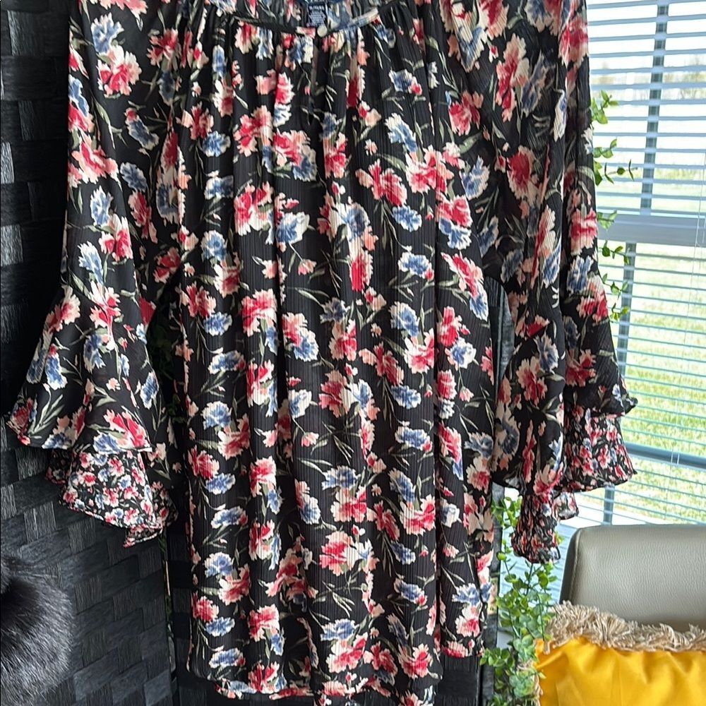 Floral Long Sleeve Blouse